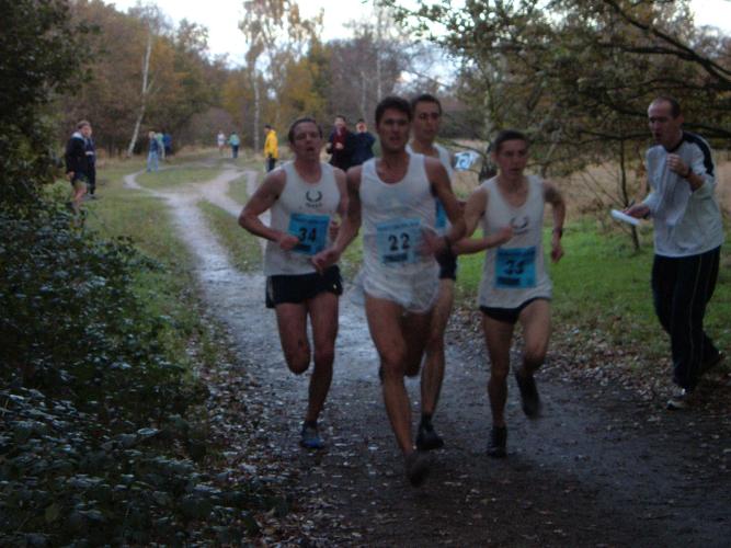 2005 varsityxc thompsonnataliblackledgemoreau v2