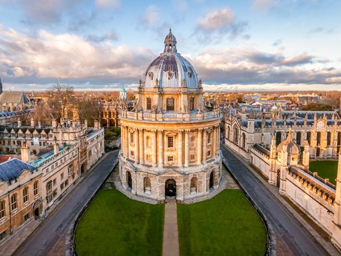 the radcliffe camera oxford 